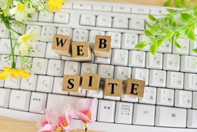 フリーランスの営業ツールとして使えるウェブサイト